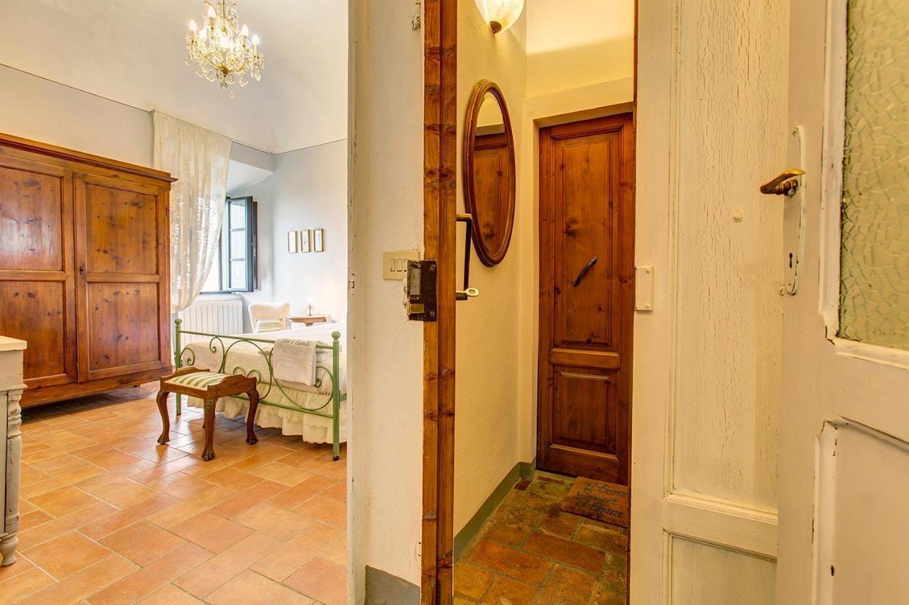 La Rocca Aparthotel Gambassi Terme Ngoại thất bức ảnh